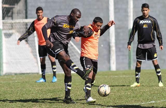 Diante do Atlético Paranaense, Tigre busca primeira vitória fora de casa