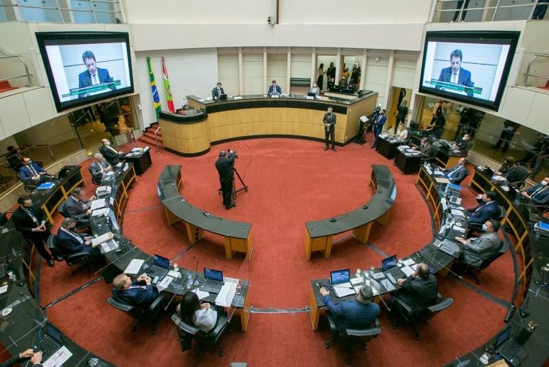 Sessão de julgamento de Carlos Moisés acontece nesta sexta-feira 