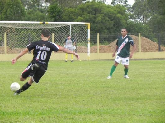 Itaúna e Forquilhinha na elite