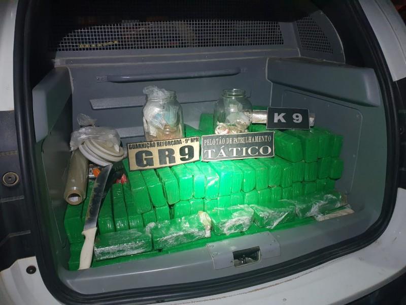 PM apreende mais de 110 quilos de maconha, cocaína e drogas sintéticas em Araranguá