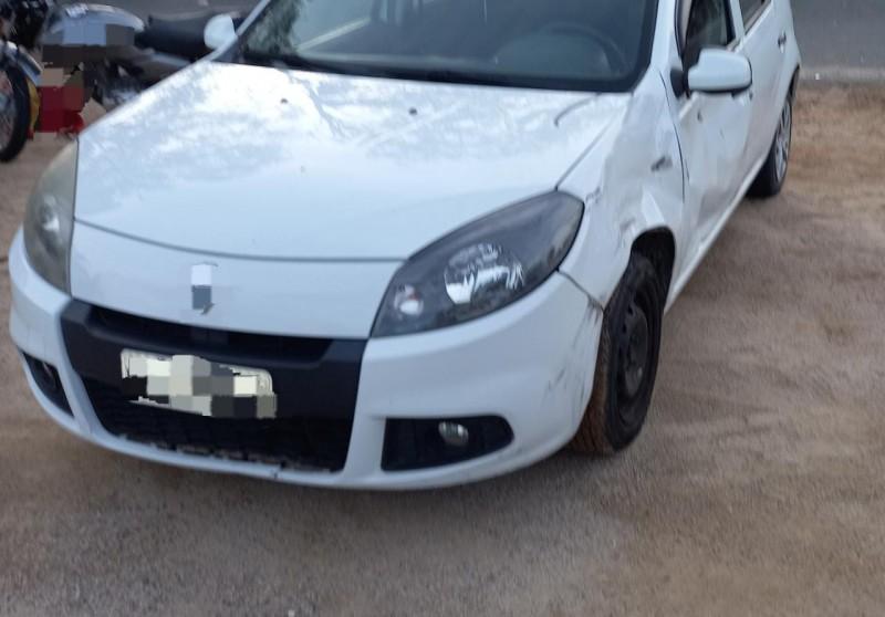 Carro e moto colidem em Cocal do Sul 