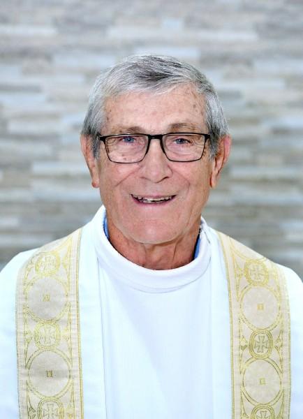 Padre Sidnei Vitali celebra 50 anos de sacerdócio