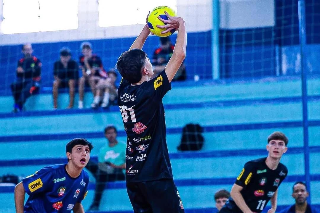 Vôlei de Forquilhinha conquista etapas do Estadual e Liga de SC