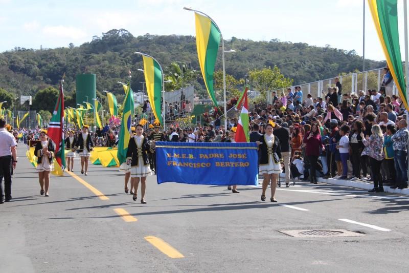 Desfile cívico-militar de sete de setembro acontece neste sábado em Criciúma