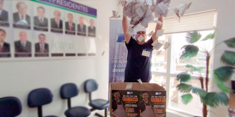 Comércio de Içara celebra 12% de crescimento com promoção do Dia dos Pais
