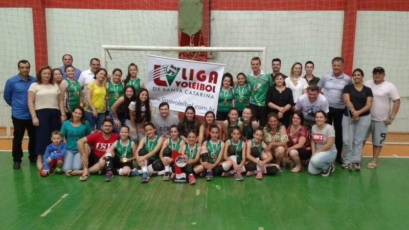 Equipes conquistam  as cinco categorias da Liga de Voleibol de SC