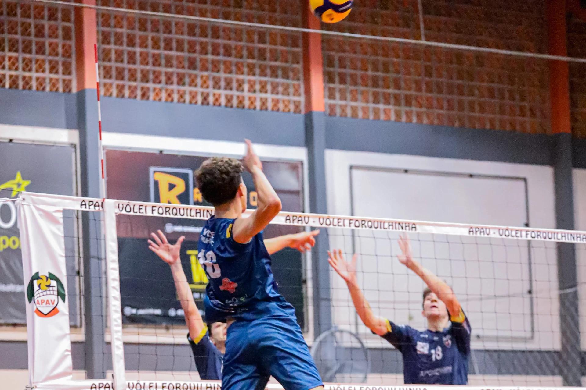 Vôlei de Forquilhinha conquista vaga na final do Campeonato Estadual