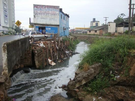 Comerciantes da rua Araranguá receberão auxílio financeiro