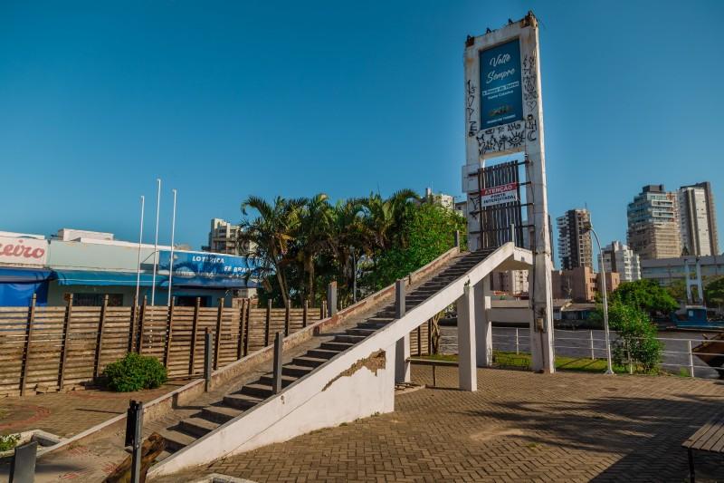 Passo de Torres: com entrega prevista para 20 de dezembro, obras da ponte pênsil estão em andamento