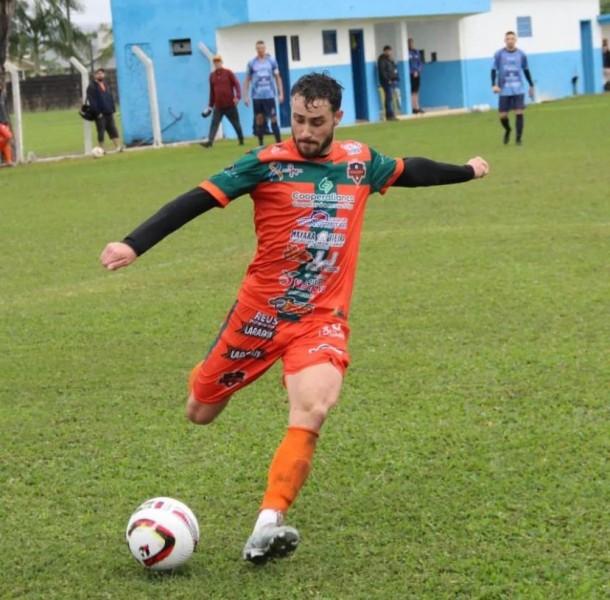 Campeonato Içarense de Futebol tem novo líder