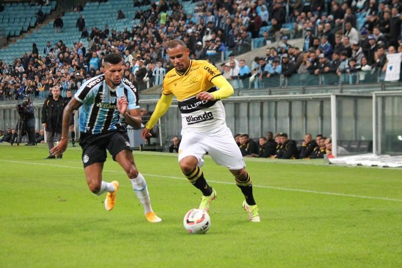 Em melhor momento da carreira, Arílson analisa Criciúma e afirma: ‘precisamos continuar trabalhando'