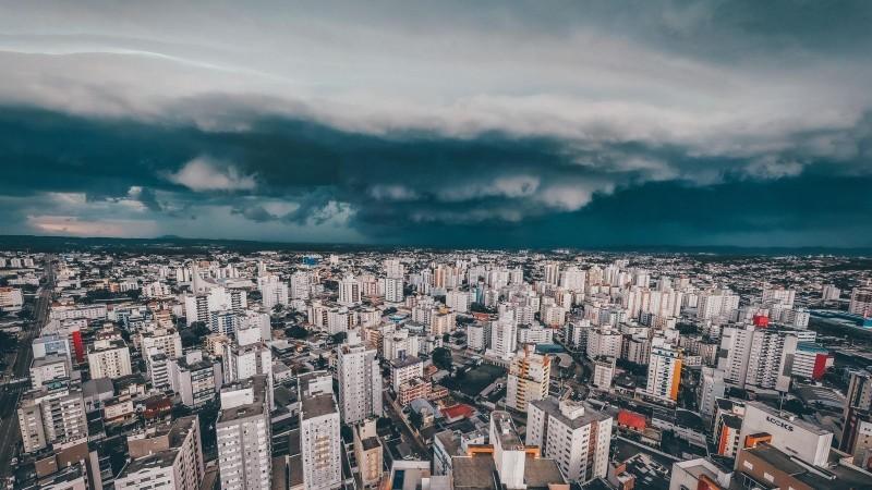 Previsão indica grande volume de chuva e temporais no Sul do estado