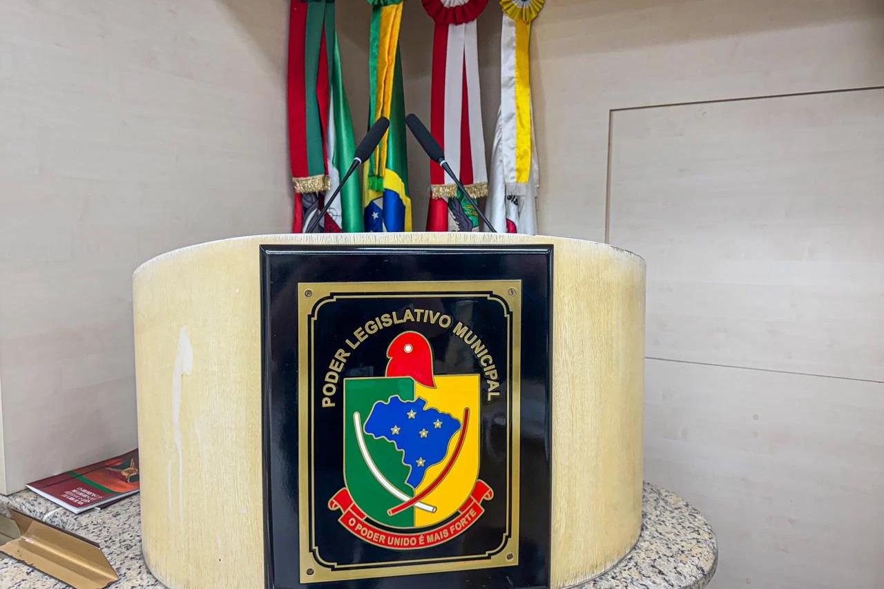 Saída de professores ACTs de Criciúma em 2026 é pauta na Câmara de Vereadores