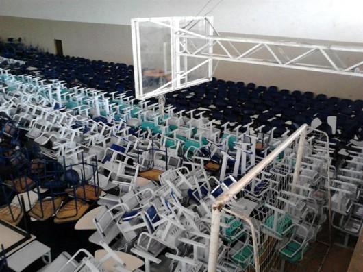 Mutirão para esvaziar o Colégio Energia