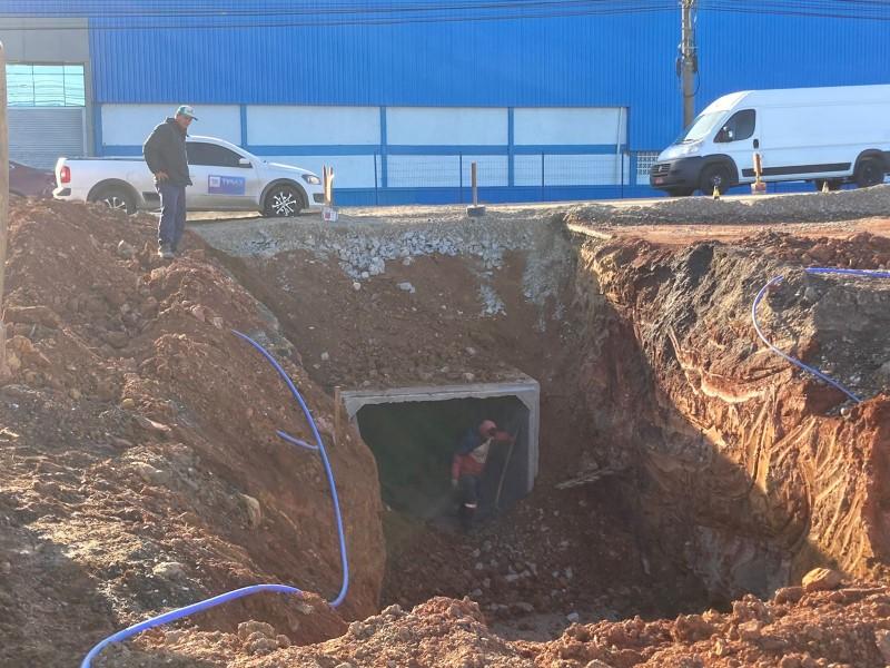 Tráfego na SC-445 é liberado na obra do túnel de passagem