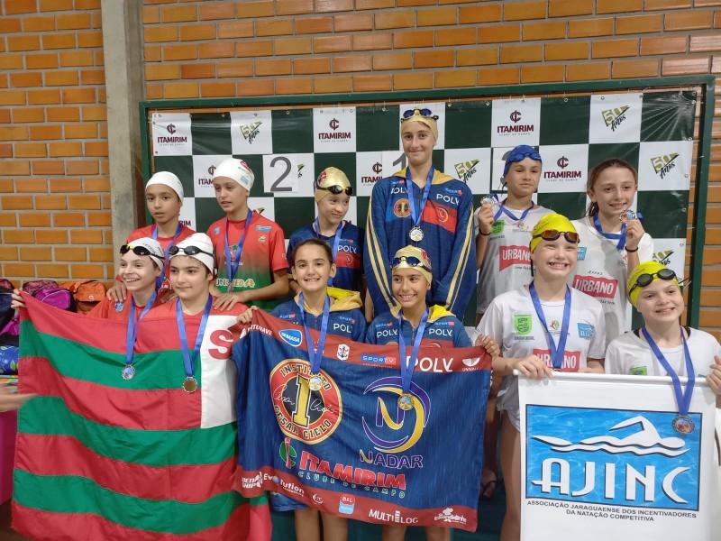 Natação do Mampituba/FME conquista 13 medalhas no Catarinense 