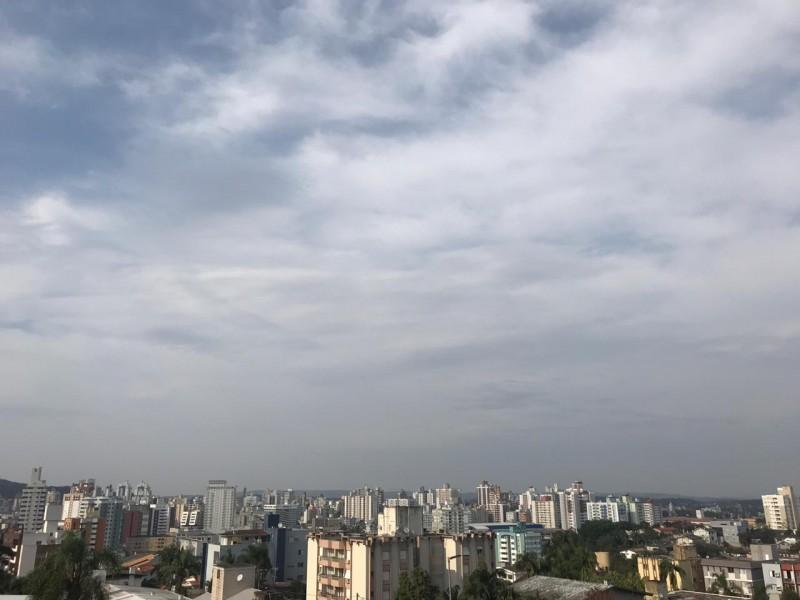 Sol, chuva, frio e calor: semana na região Sul deve ser de extremos