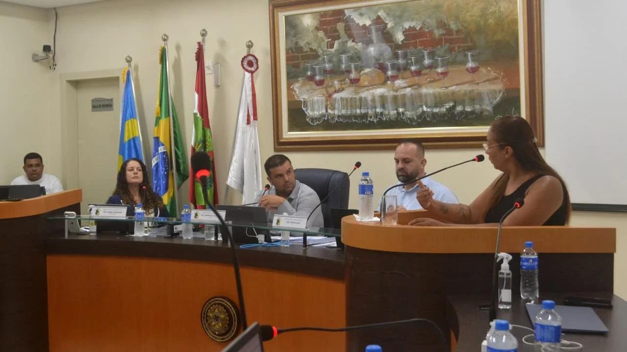 Capivari de Baixo: CEI apura possíveis irregularidades em contratação sem licitação