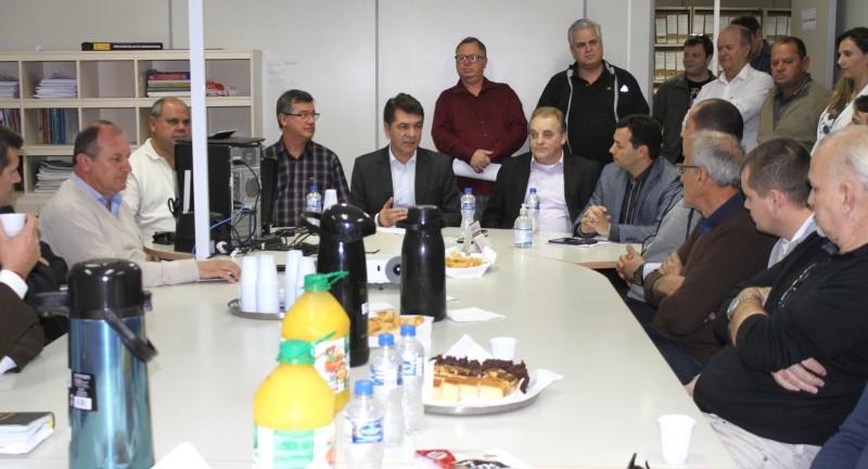 Prefeitura quita débito de até R$ 100 mil com credores