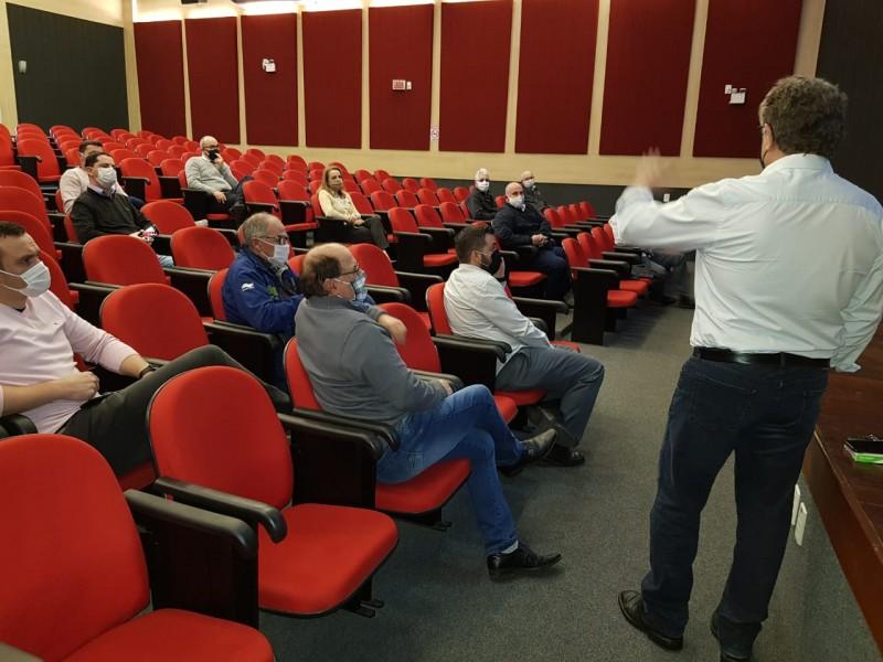Reuniões em Florianópolis e Brasília para impedir a troca da Coopera pela Celesc em Criciúma