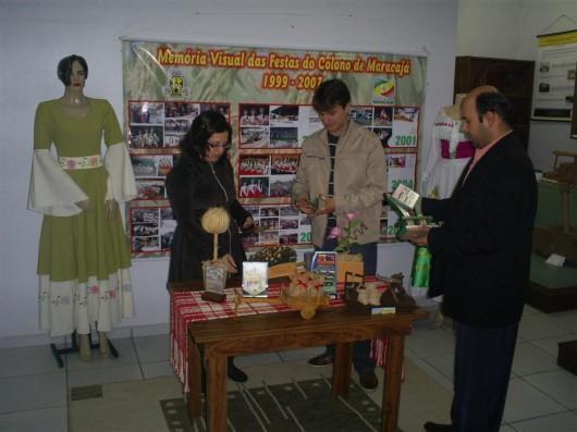 Memória da Festa do Colono de Maracajá em exposição