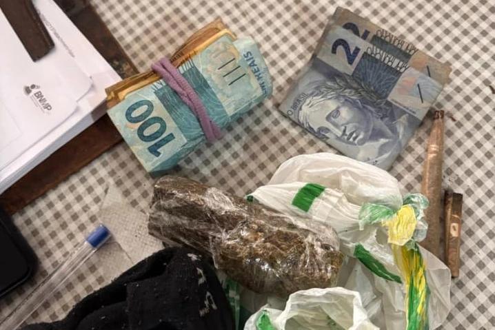Dupla investigada por tráfico de drogas é presa em Araranguá