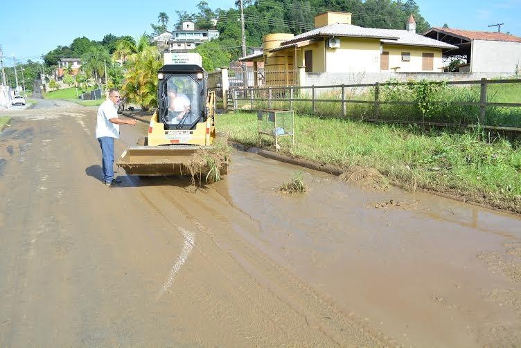 Urussanga recupera estragos causados pela chuva