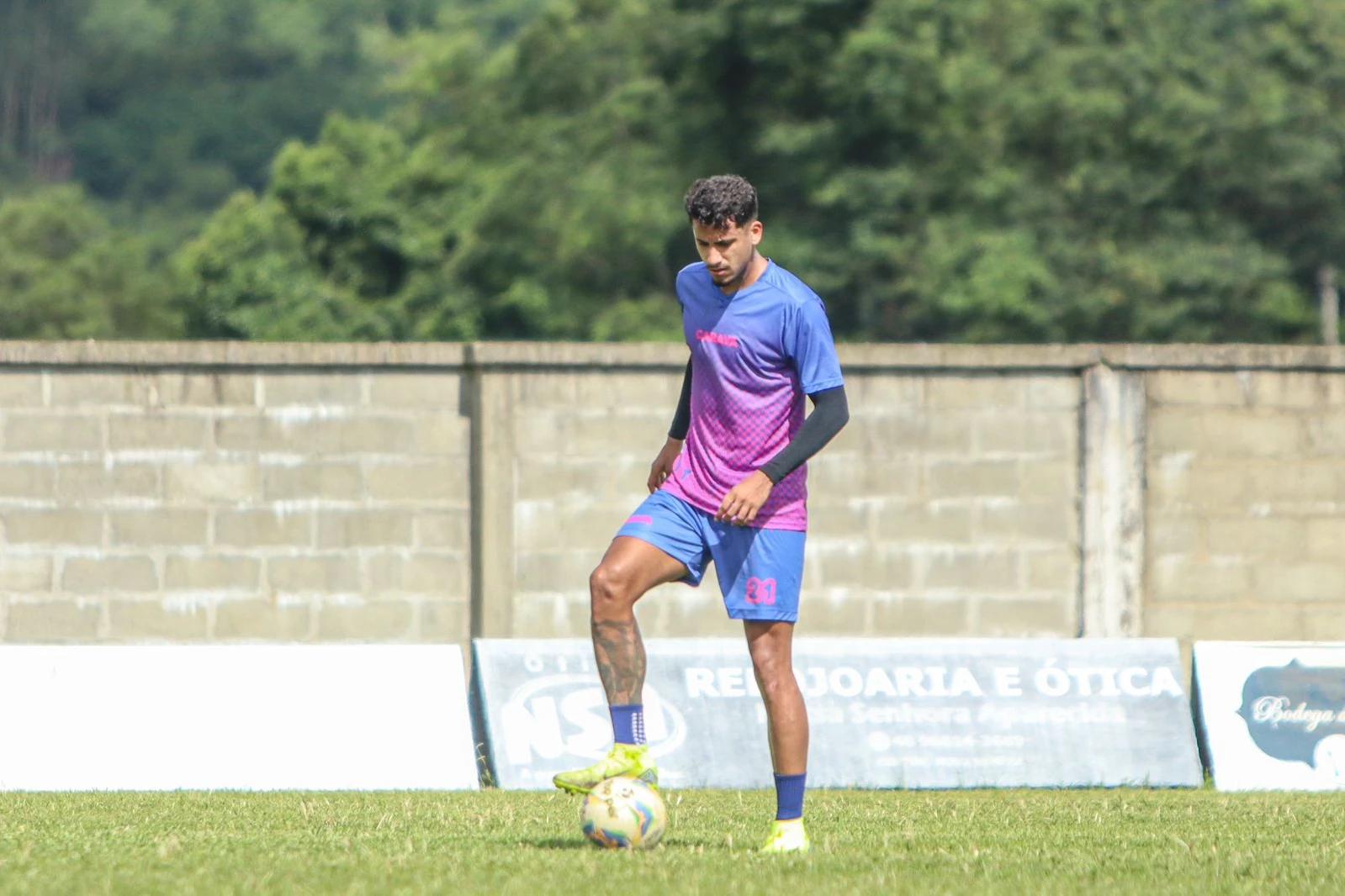 Vinícius Barcellos avalia de forma positiva a pré-temporada do Caravaggio