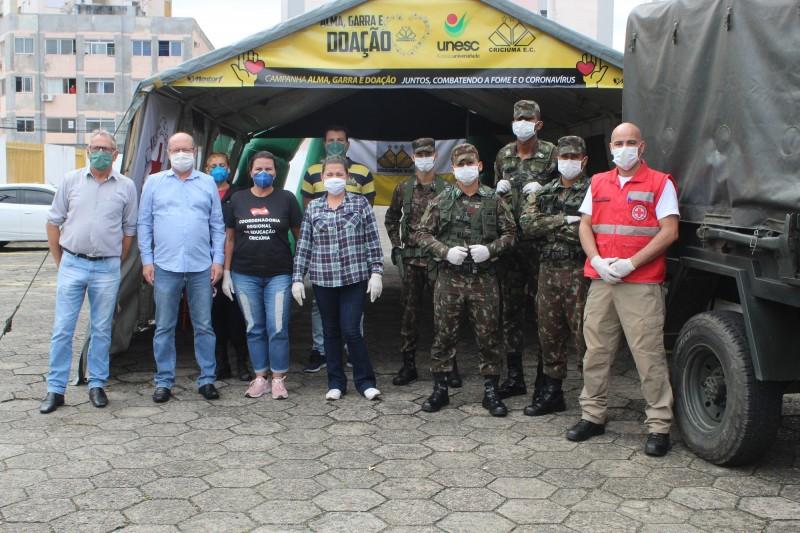 Alma, garra e doação: presidente do Criciúma espera arrecadar 10 toneladas de alimentos na campanha