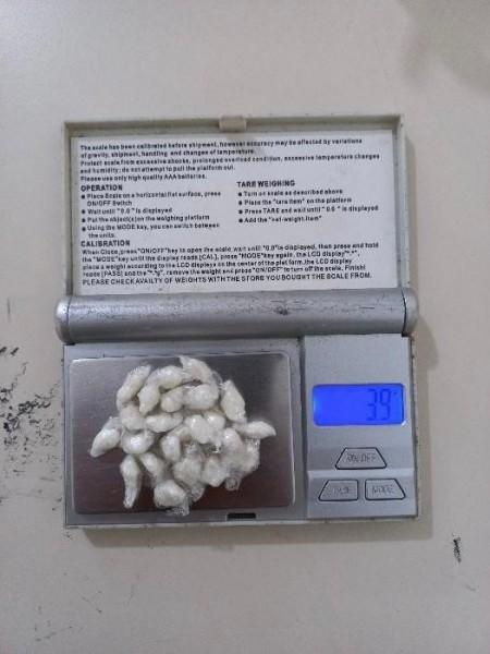 Adolescente é apreendido após ser abordado com drogas em Tubarão