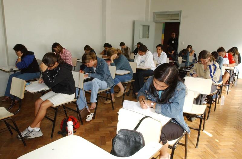 Maioria dos brasileiros vê relação de Educação com empregabilidade