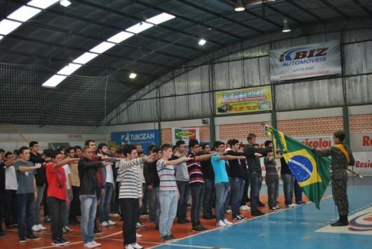 Jovens de Siderópolis são dispensados do Serviço Militar