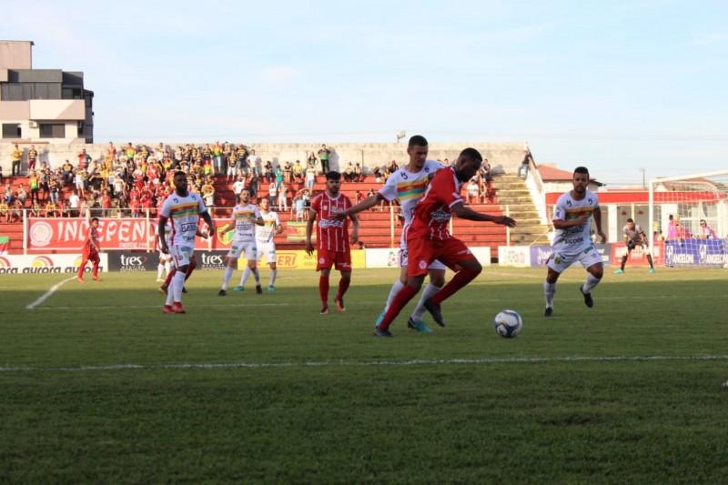 Hercílio Luz fica no empate com o Brusque pela Série D
