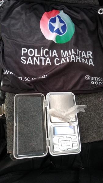 Motorista de Balneário Rincão é detido com drogas em São Joaquim