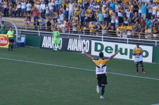 Tigre tem três no Top da Bola