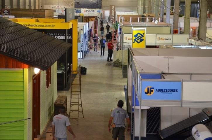Últimos detalhes para o maior evento da construção, mobiliário e decoração de SC