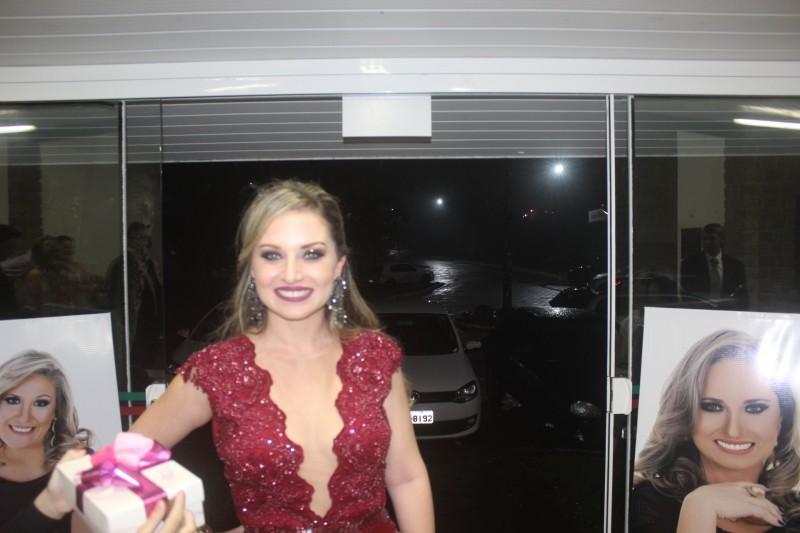Formatura de Alexandra Florêncio  em Direito pela UNESC