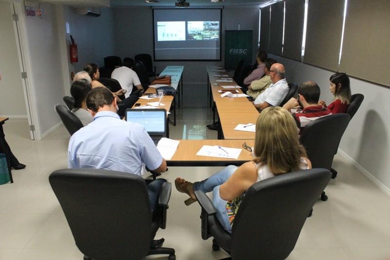 Representantes sindicais do Sul debatem perspectivas para a indústria em 2017