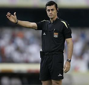 Aspirante à Fifa apita Brasil x Tigre