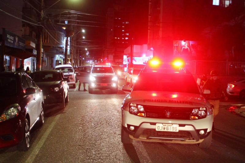 Homem com mandado de prisão por tráfico de drogas é preso na Mineira Nova