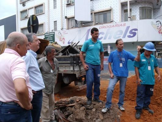 Oi e Município entram em acordo e cabos não são retirados do Centro