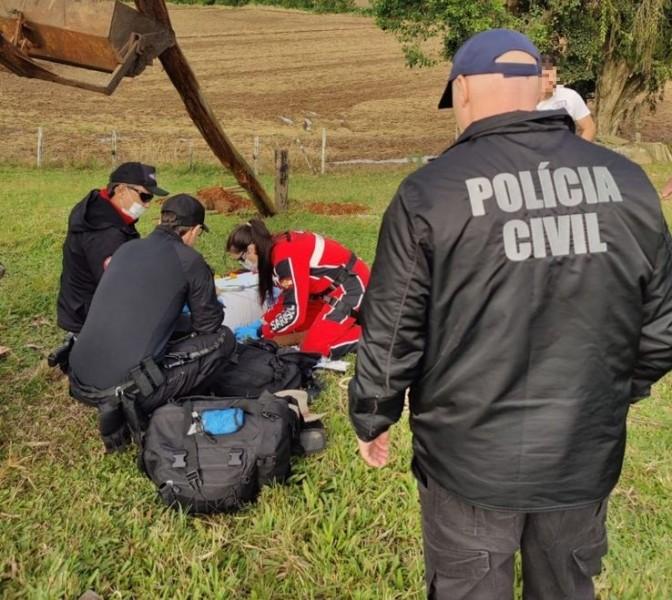 Morador de Nova Veneza fica ferido depois de cair de concha de trator