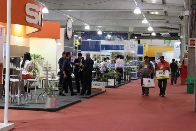 Novidades atraem visitantes para a Sul Metal & Mineração