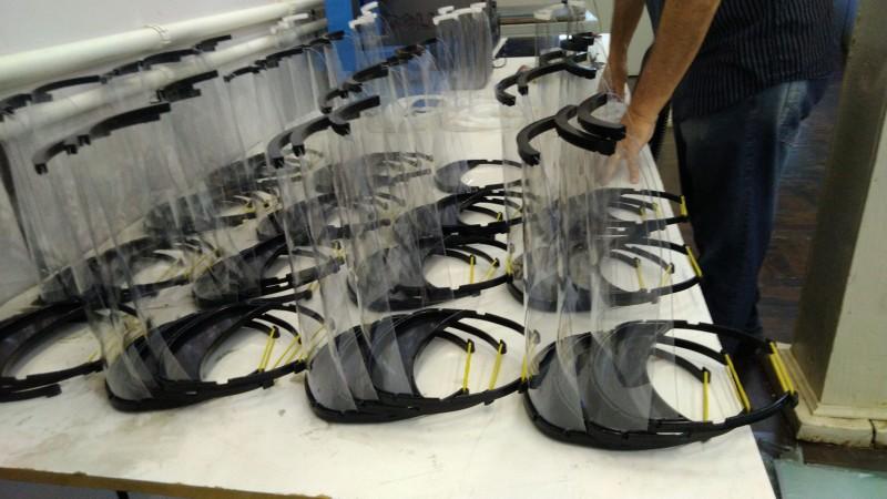 Satc amplia produção de protetores faciais