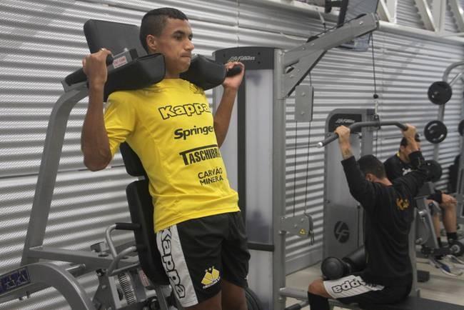 Menos de três meses após ser contratado, Arnaldo deixa o Tigre