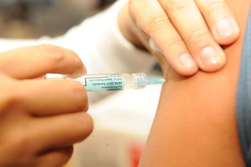 Meninos receberão vacina contra o HPV a partir de janeiro 
