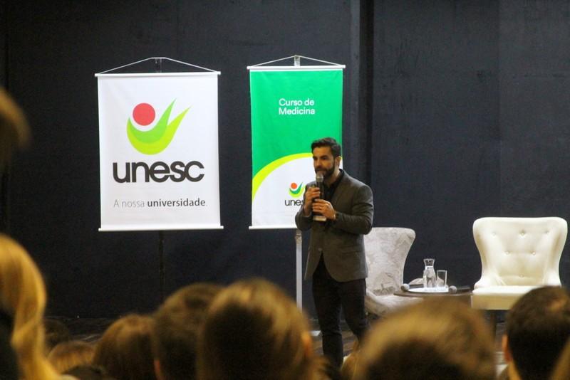 Jornada Científica de Medicina: Conhecimento multiplicado na Unesc