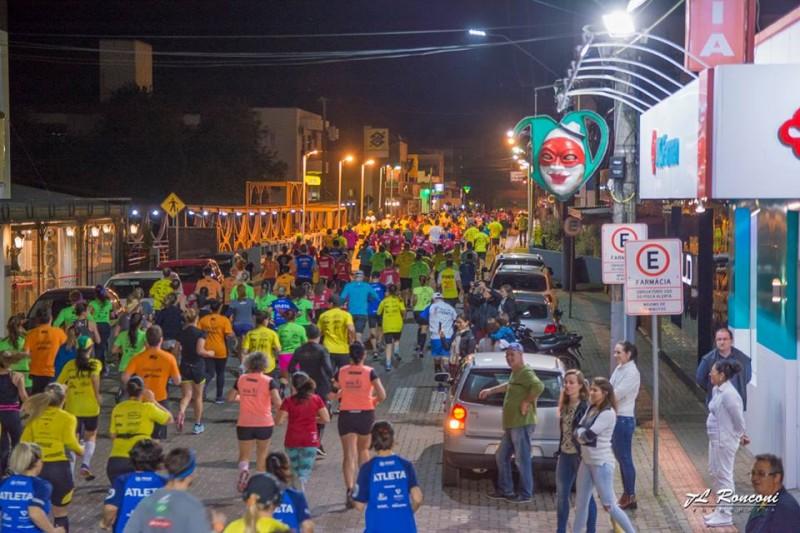 Night Run reúne corredores e familiares em Nova Veneza