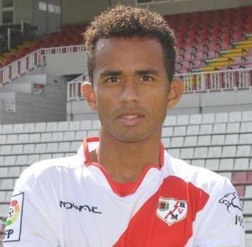 Tigre contrata lateral direito