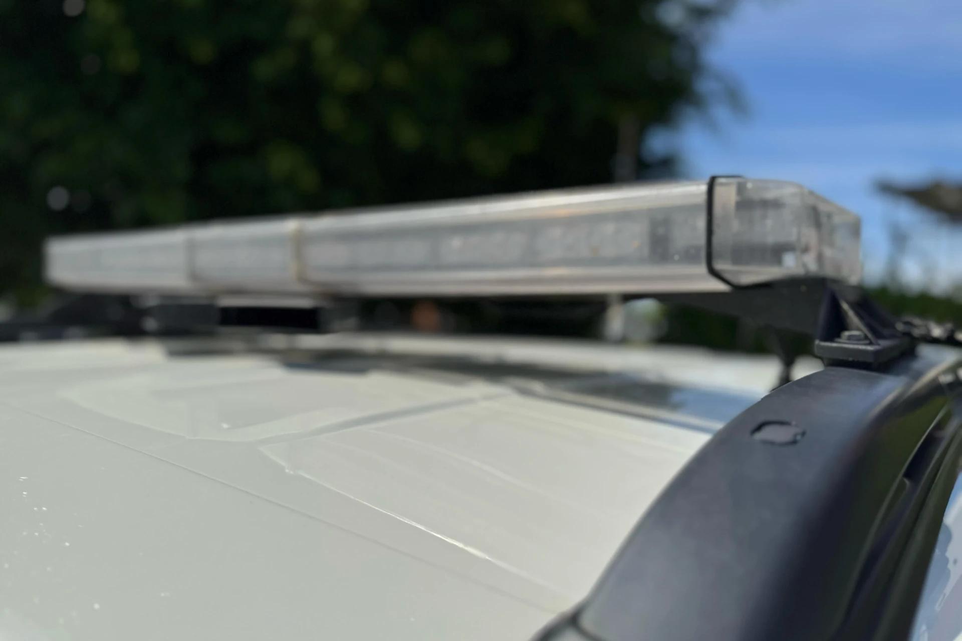 Idosa encontra casa arrombada e revirada ao voltar de viagem